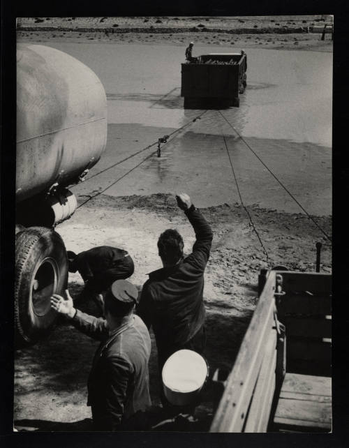 © Estate of George Rodger.  Image courtesy Emory Libraries Digitization.