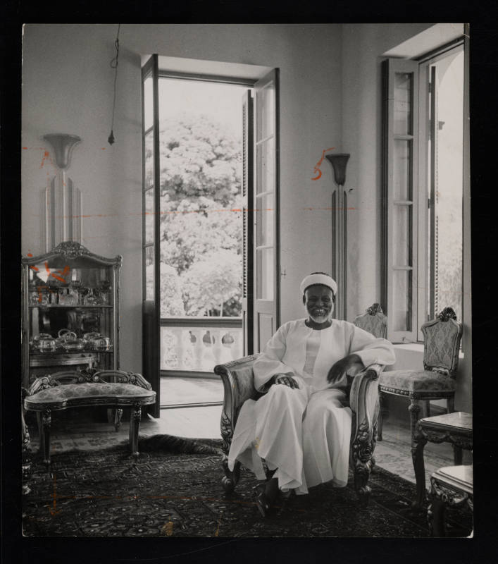 © Estate of George Rodger.  Image courtesy Emory Libraries Digitization.