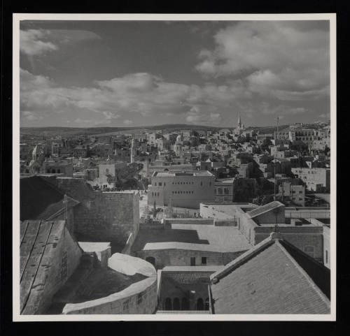 © Estate of George Rodger.  Image courtesy Emory Libraries Digitization.