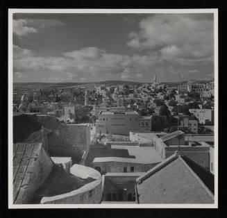 © Estate of George Rodger.  Image courtesy Emory Libraries Digitization.