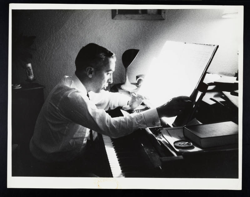 © Estate of Jacques Lowe.  Image courtesy Emory Libraries Digitization.