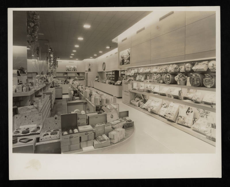 © Estate of Paul J. Woolf.  Image courtesy Emory Libraries Digitization.