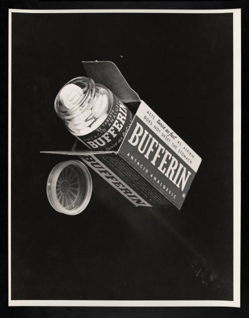 © Estate of Jacques Lowe.  Image courtesy Emory Libraries Digitization.