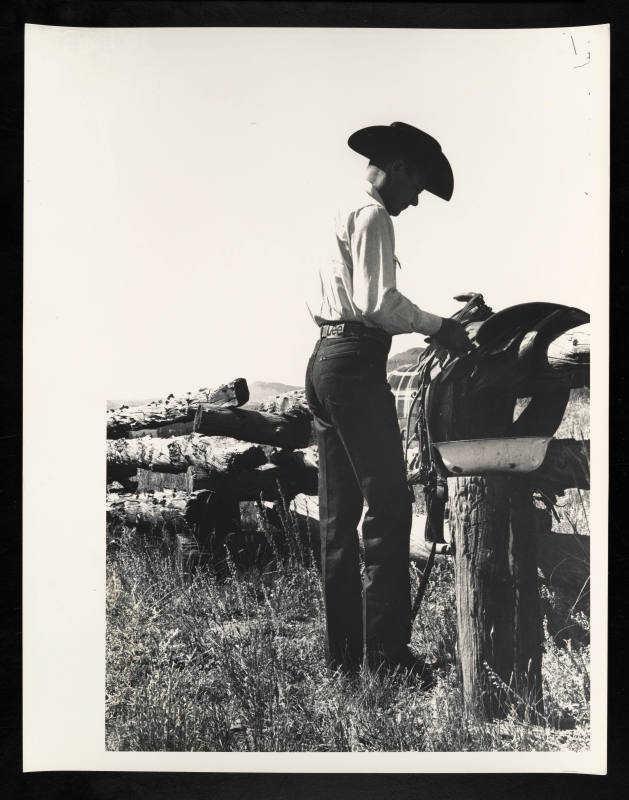 © Estate of Jacques Lowe.  Image courtesy Emory Libraries Digitization.