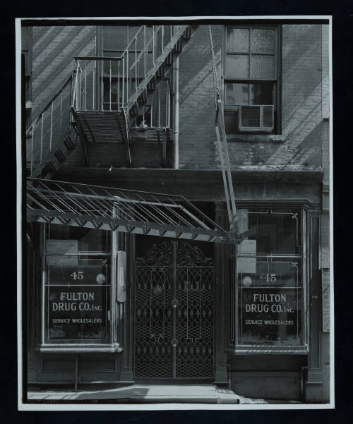 © Estate of Todd Webb.  Image courtesy Emory Libraries Digitization.