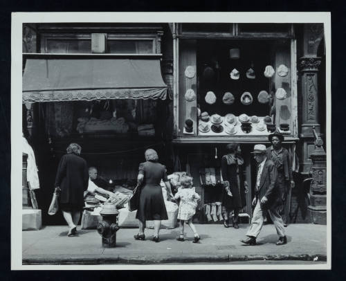 © Estate of Todd Webb.  Image courtesy Emory Libraries Digitization.