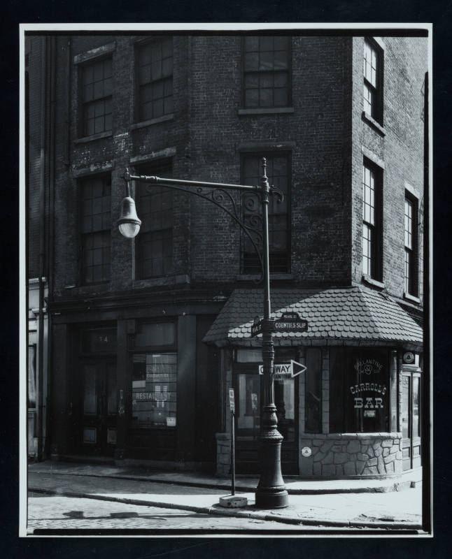 © Estate of Todd Webb.  Image courtesy Emory Libraries Digitization.