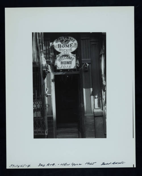 © Estate of Todd Webb.  Image courtesy Emory Libraries Digitization.