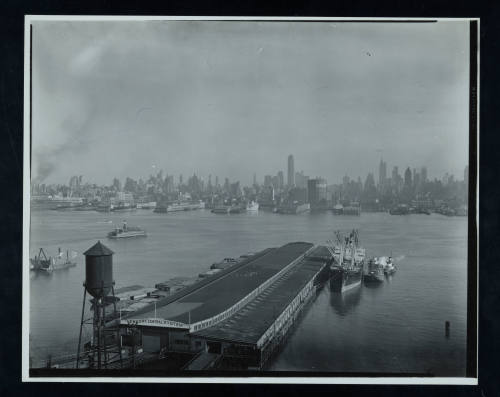 © Estate of Todd Webb.  Image courtesy Emory Libraries Digitization.