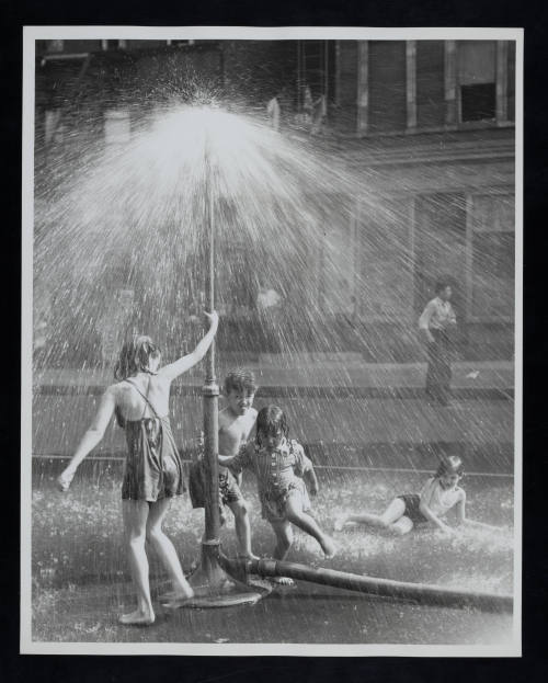 © Estate of Todd Webb.  Image courtesy Emory Libraries Digitization.