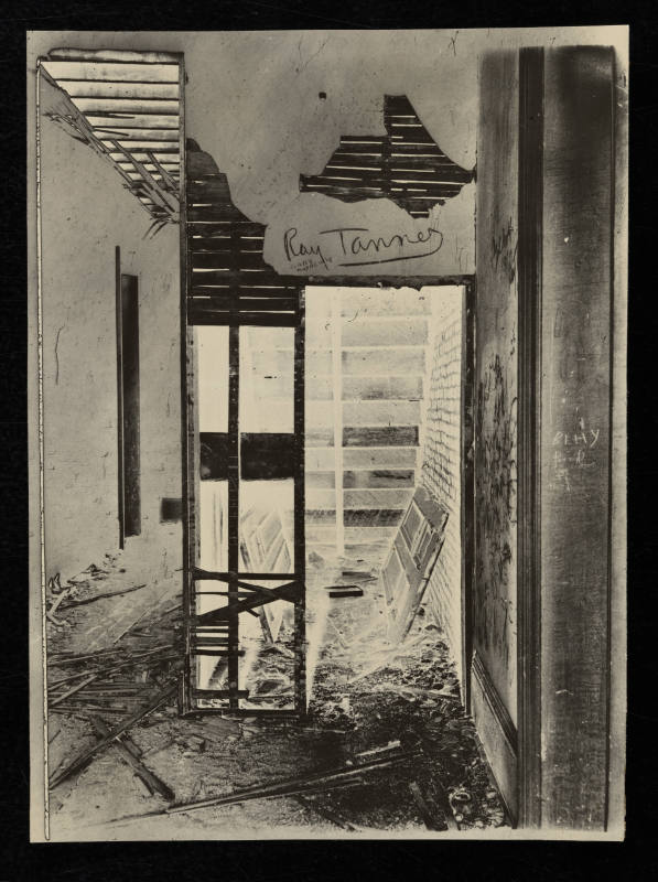 © Estate of Lloyd Ullberg.  Image courtesy Emory Libraries Digitization.