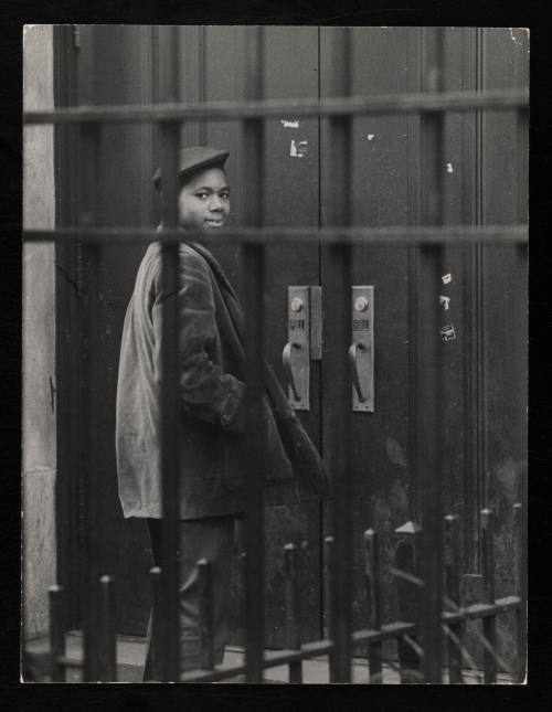 © Estate of George Zimbel.  Image courtesy Emory Libraries Digitization.