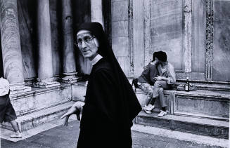 © Donna Ferrato.  Image courtesy Michael C. Carlos Museum, Emory University.