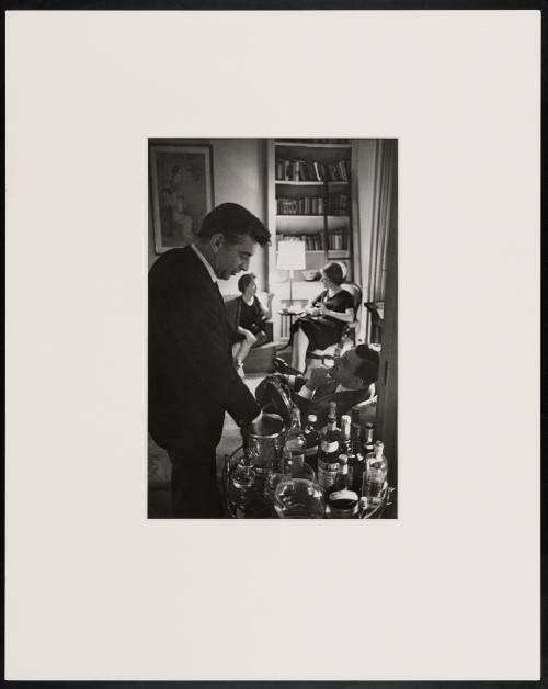 © Henri Cartier-Bresson/Magnum Photos.  Image courtesy Emory Libraries Digitization.