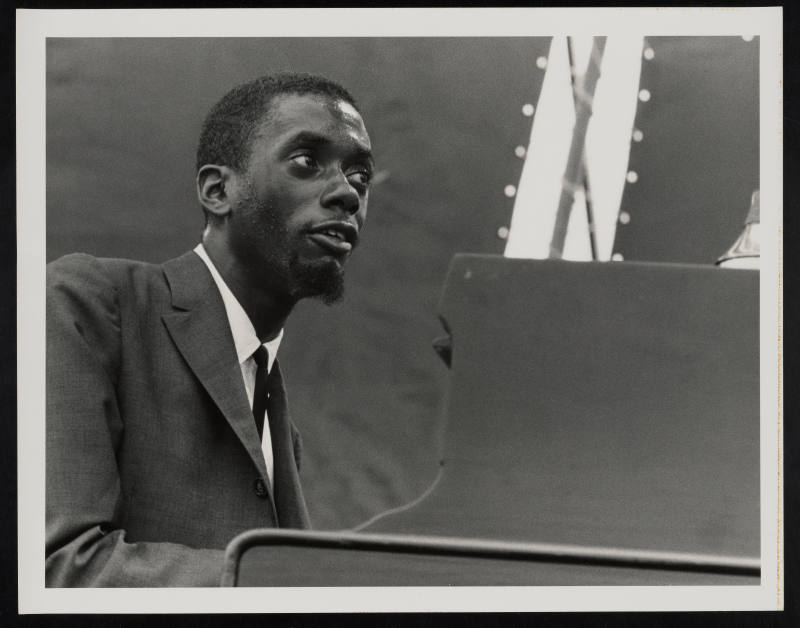 © Estate of Herb Snitzer.  Image courtesy Emory Libraries Digitization.