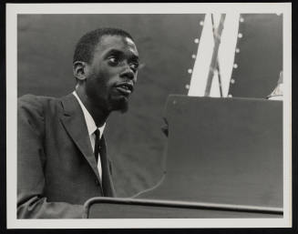 © Estate of Herb Snitzer.  Image courtesy Emory Libraries Digitization.