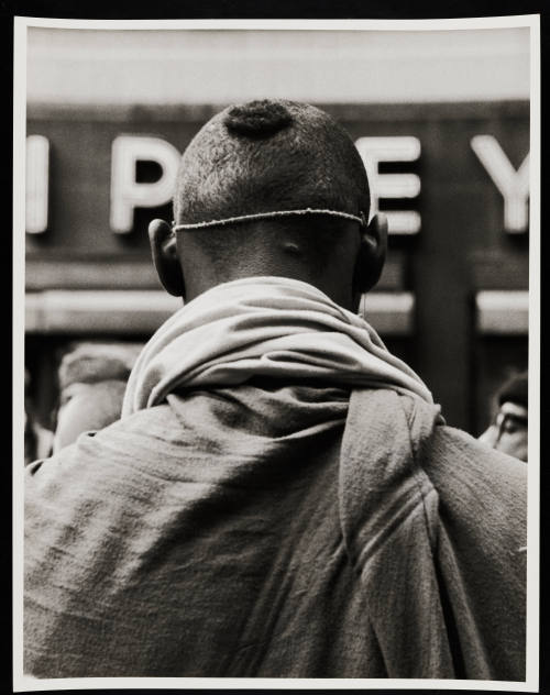 © Erika Stone.  Image courtesy Emory Libraries Digitization.