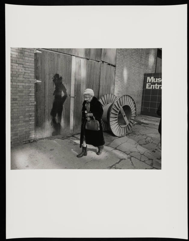 © Estate of Lou Stoumen.  Image courtesy Emory Libraries Digitization