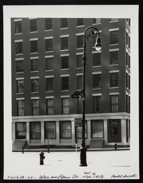 © Estate of Todd Webb.  Image courtesy Emory Libraries Digitization.