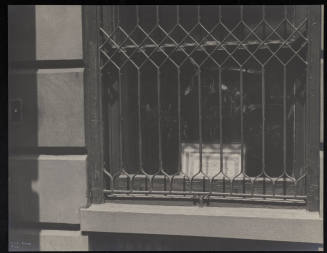 © Estate of Ilse Bing.  Image courtesy Emory Libraries Digitization.