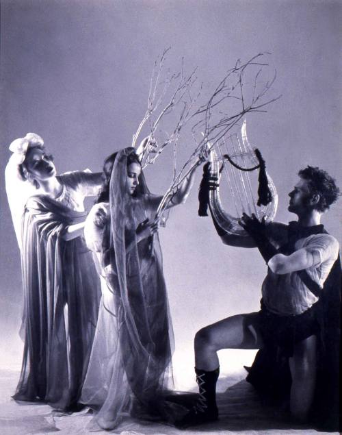 © Estate of George Platt Lynes.  Image courtesy Michael C. Carlos Museum, Emory University.