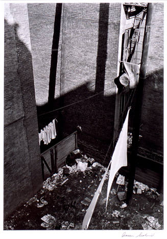 © Aaron Siskind Estate.  Image courtesy Michael C. Carlos Museum, Emory University.