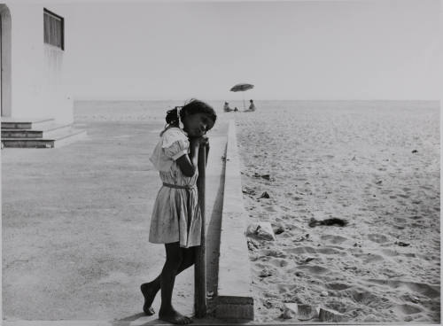 © Estate of Lou Stoumen.  Image courtesy Michael C. Carlos Museum, Emory University.