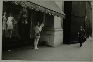 © Estate of Garry Winogrand.  Image courtesy Michael C. Carlos Museum, Emory University.