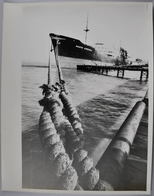 © Estate of Jacques Lowe.  Image courtesy Michael C. Carlos Museum, Emory University.