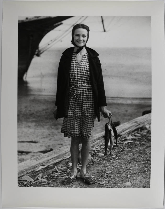 © Estate of Lou Stoumen.  Image courtesy Michael C. Carlos Museum, Emory University.