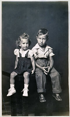 © Estate of Michael Disfarmer (disputed).  Image courtesy Michael C. Carlos Museum, Emory Unive ...