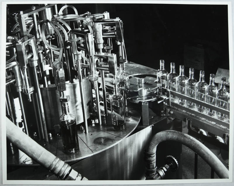© Estate of Edward Quigley.  Image courtesy Michael C. Carlos Museum, Emory University.
