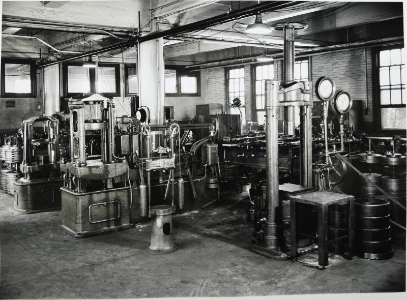 © Estate of Edward Quigley.  Image courtesy Michael C. Carlos Museum, Emory University.